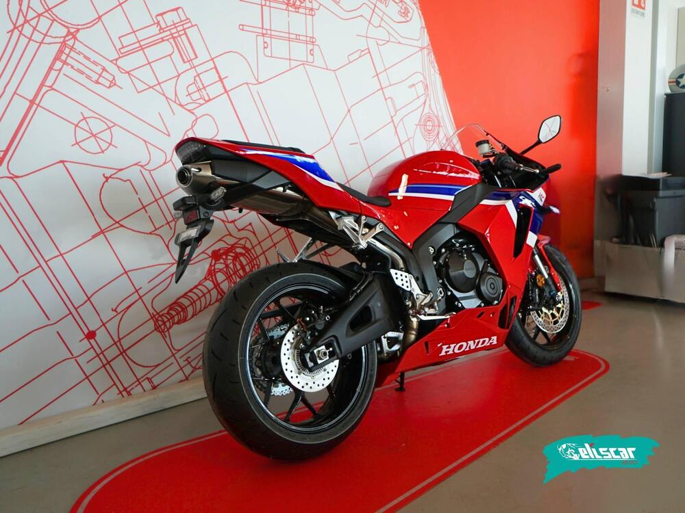 Honda CBR 600 RR (2024 - 26) (5)