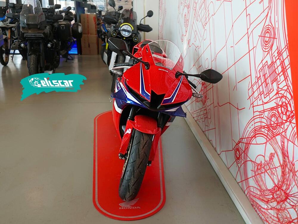 Honda CBR 600 RR (2024 - 26) (4)