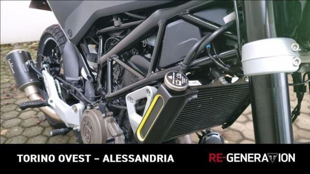 Husqvarna Svartpilen 401 (2020) (8)