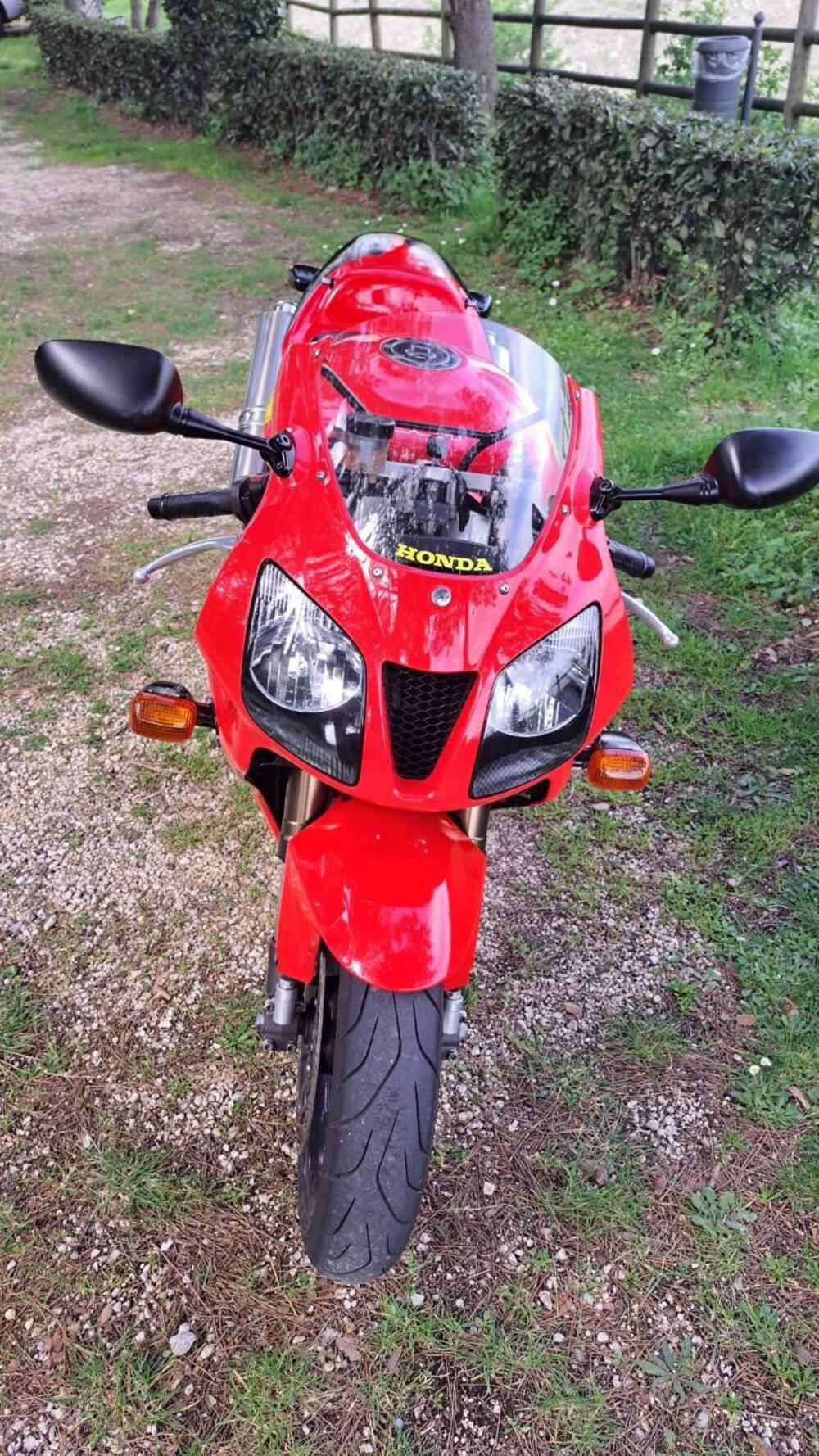 Honda VTR 1000 SP-1 (2000 - 01) (4)