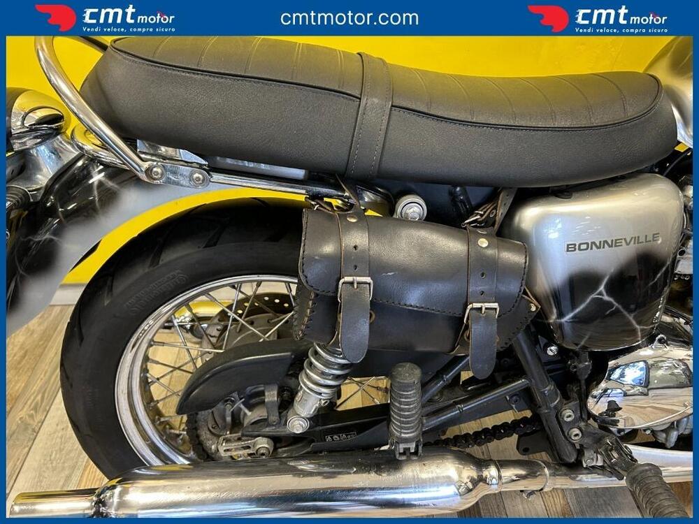 Triumph Bonneville 800 (2000 - 01) (6)