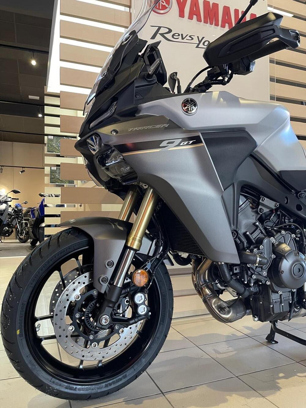 Yamaha Tracer 9 Y-AMT (2025 - 26) (2)