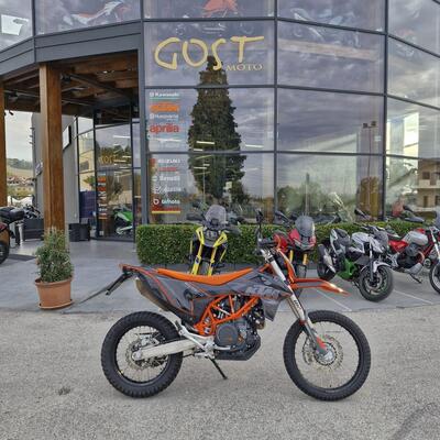 KTM 690 Enduro R (2022 - 25) usata