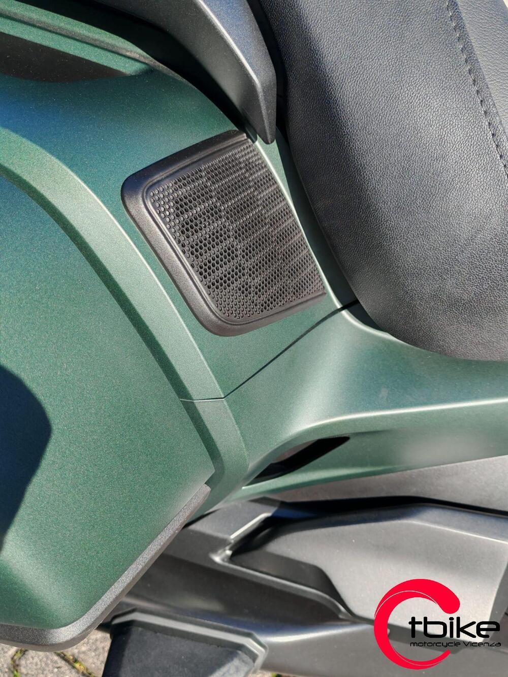 Honda GL 1800 Gold Wing DCT (2021 - 24) (3)