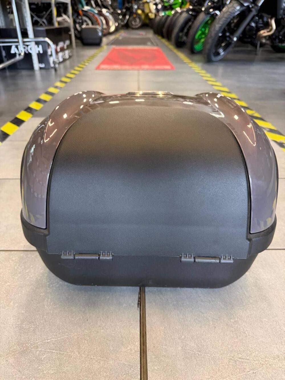 Bauletto piaggio marrone (2)