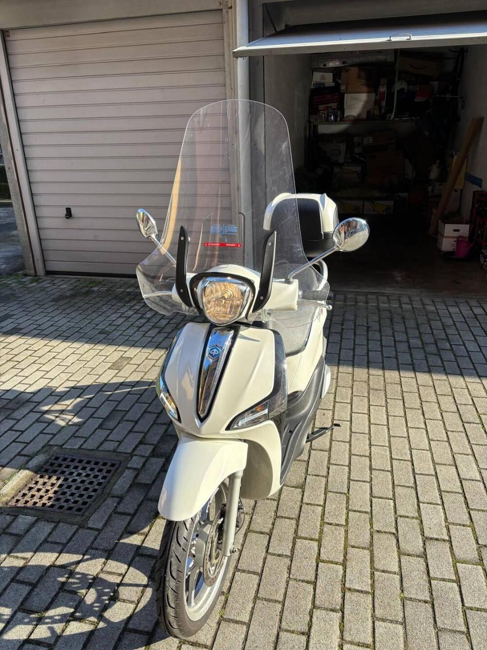 Piaggio Liberty 150 ABS (2017 - 20) (2)
