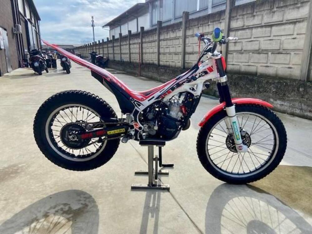 Betamotor Evo 300 2t (2012 - 16) (4)