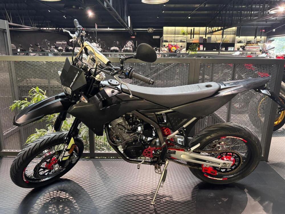 Fantic Motor XMF 125 Motard Performance 4t (2021 - 22) (3)