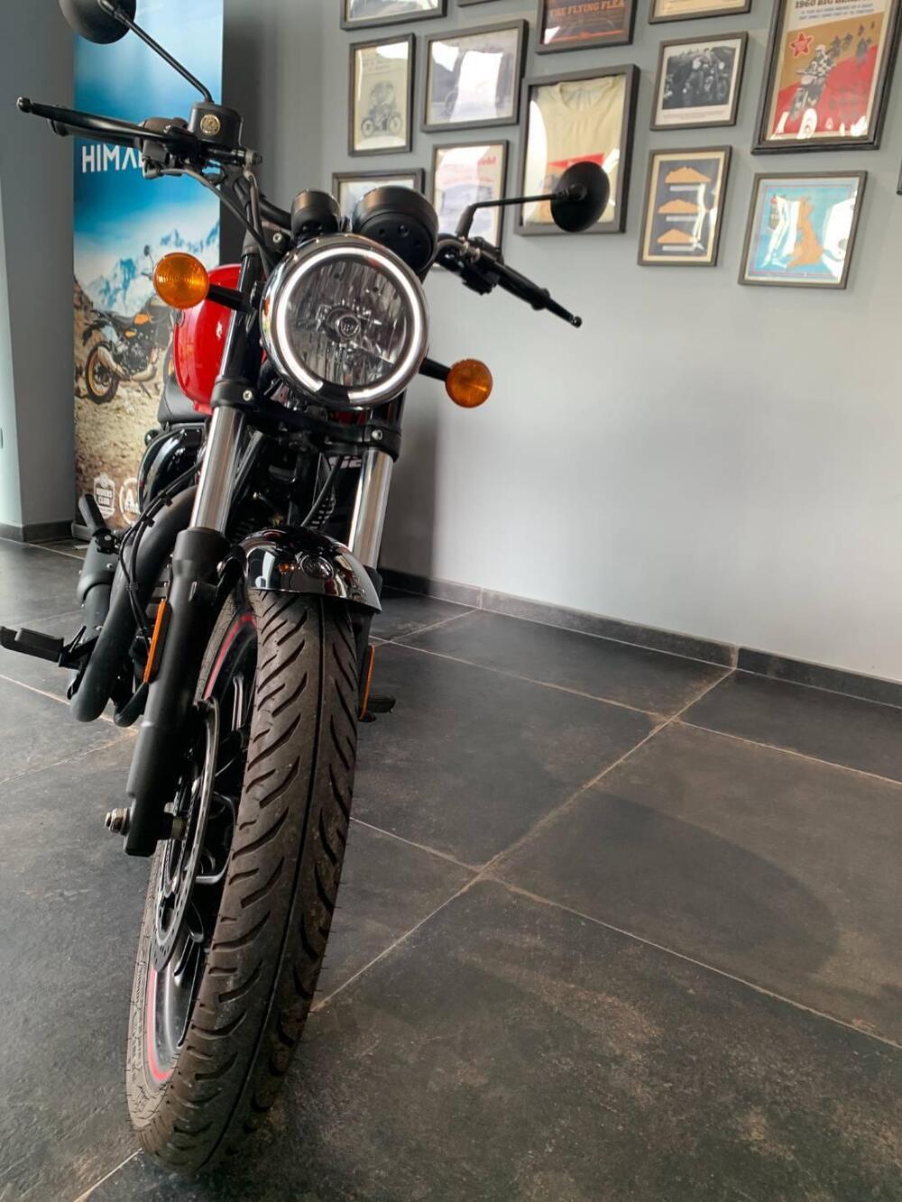 Royal Enfield Meteor 350 (2021 - 26) (4)