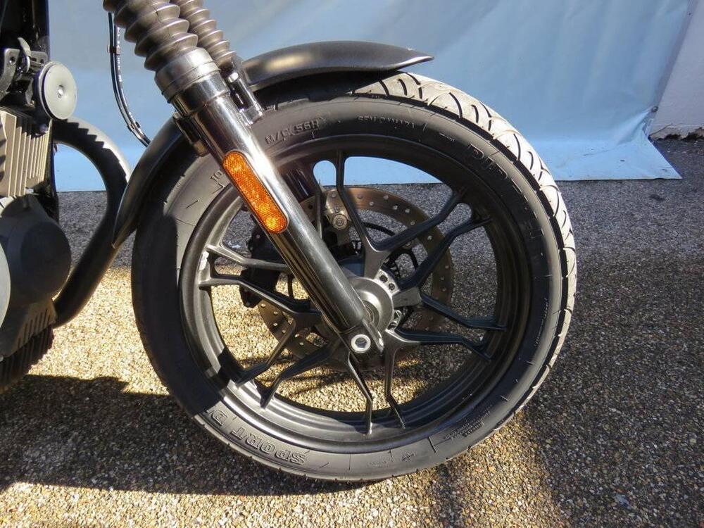 Moto Guzzi V7 III Stone Night Pack (2019 - 20) (10)