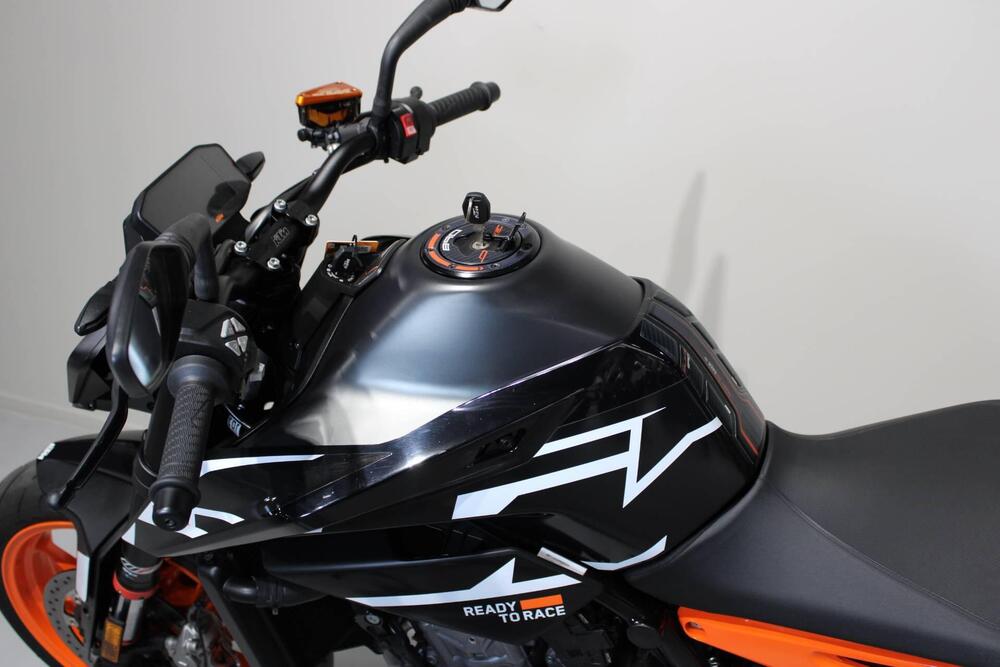 KTM 890 Duke GP (2022 - 23) (5)
