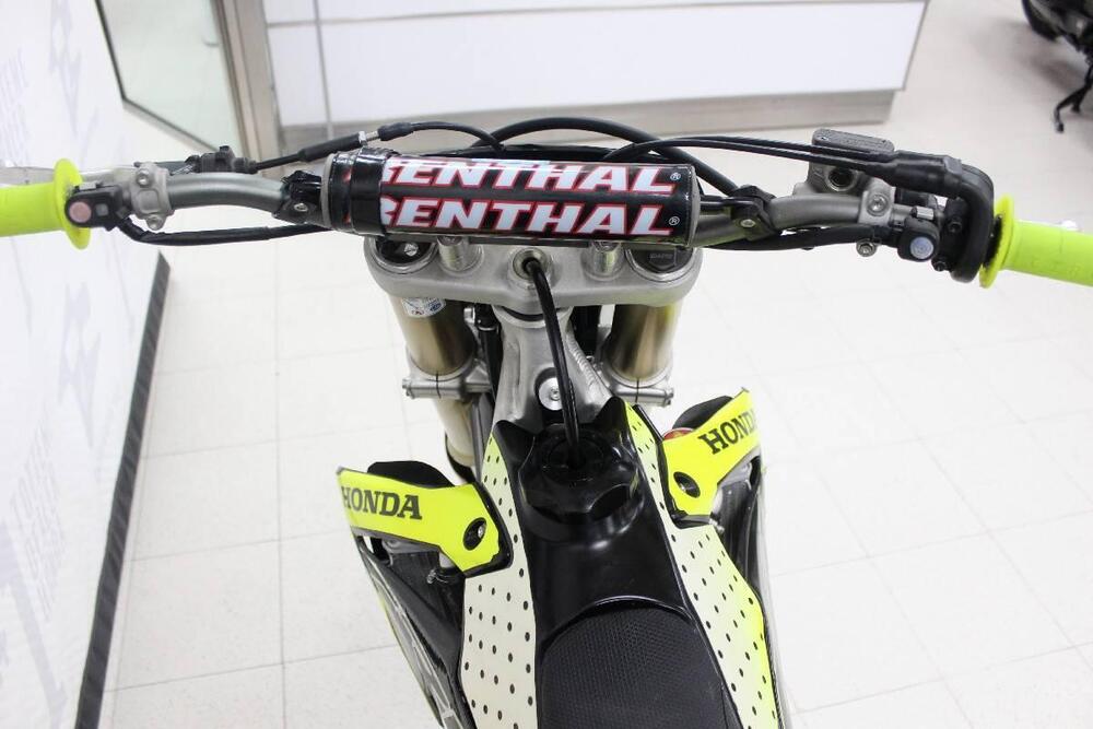 Honda CRF 250R (2014) (6)