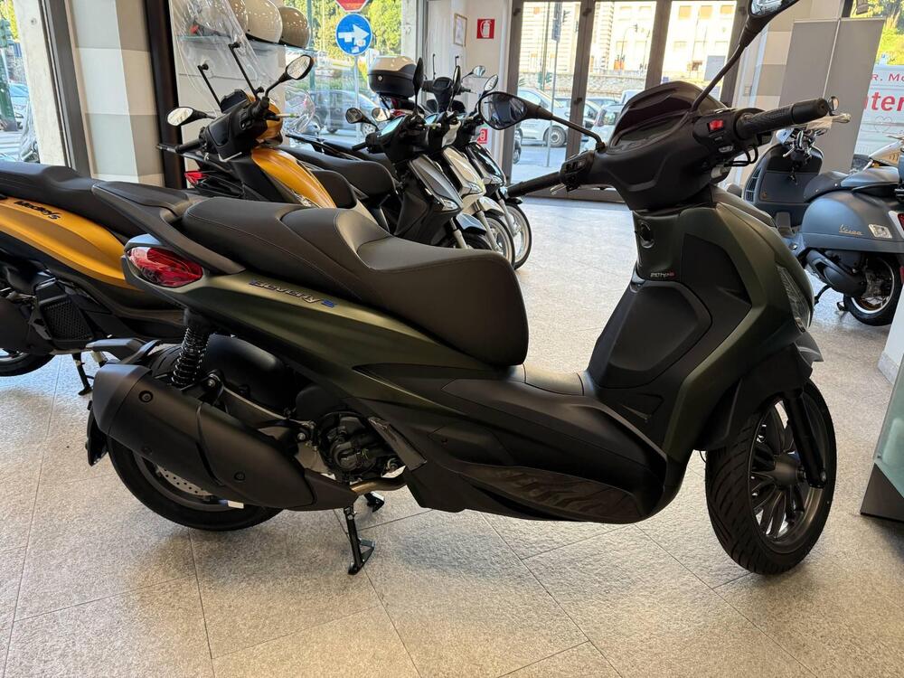 Piaggio Beverly 310 S (2025 - 26) (2)