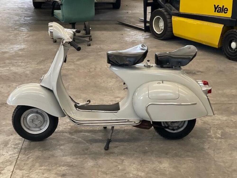 Piaggio Vespa 125 VNB5T (6)
