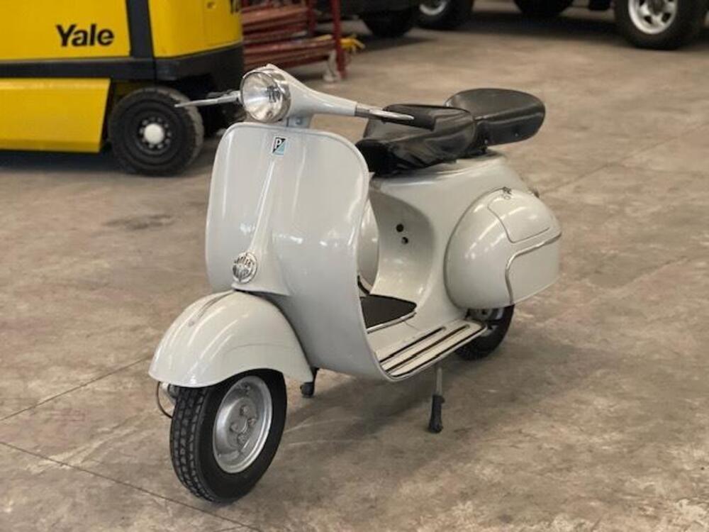 Piaggio Vespa 125 VNB5T (7)