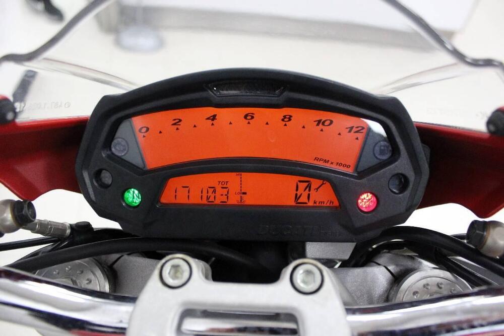 Ducati Monster 696 Plus (2007 - 14) (6)