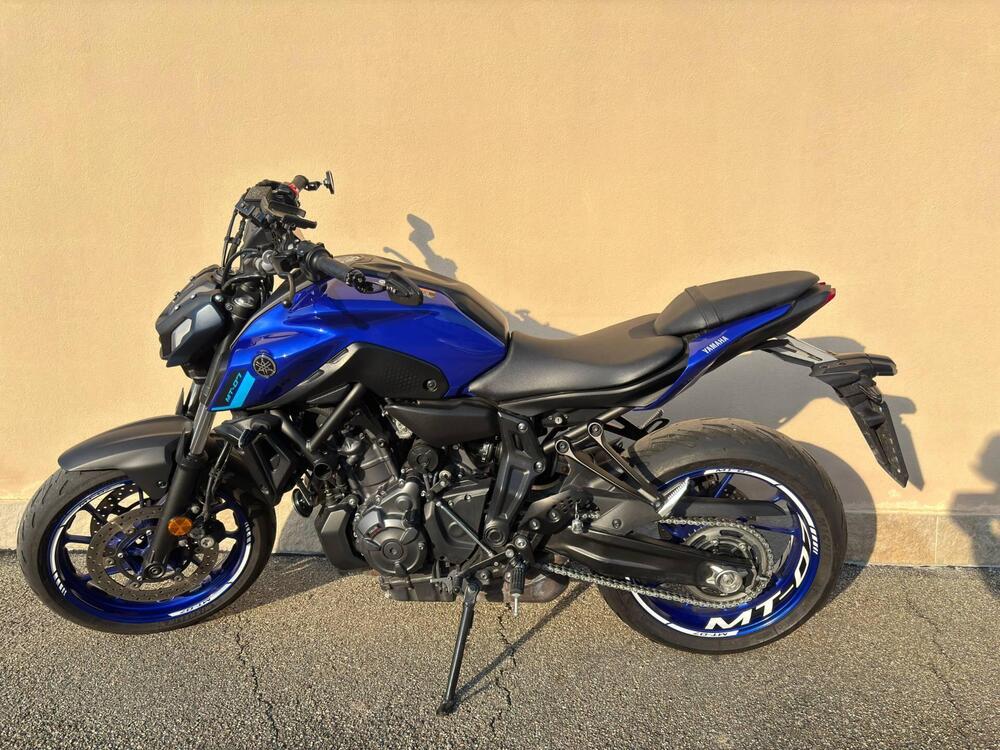 Yamaha MT-07 Pure (2023 - 25) (3)