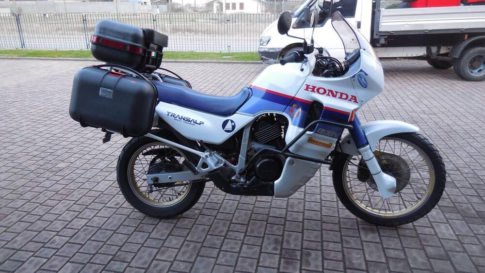 Honda Transalp XL 600V (1987 - 90) (2)