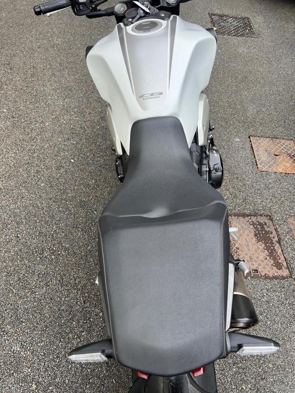 Honda CB 1000 R (2021 - 25) (6)