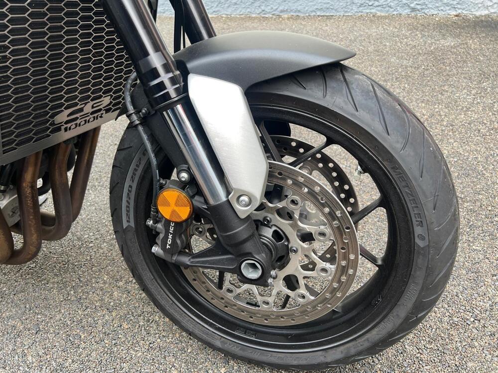 Honda CB 1000 R (2021 - 25) (16)