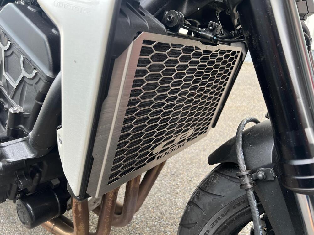 Honda CB 1000 R (2021 - 25) (12)