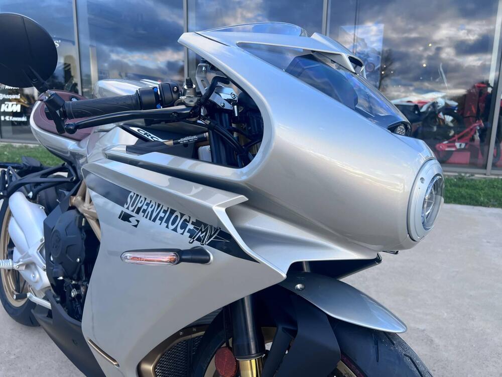 MV Agusta Superveloce 800 S (2021 - 25) (2)