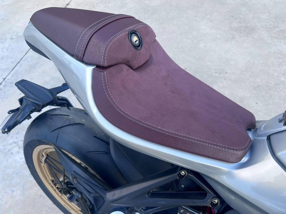 MV Agusta Superveloce 800 S (2021 - 25) (5)