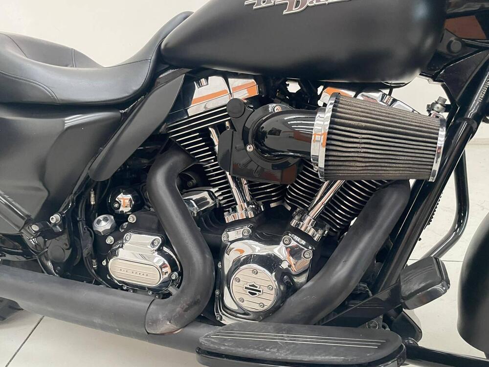Harley-Davidson 1584 Street Glide (2008 - 10) - FLHX (4)