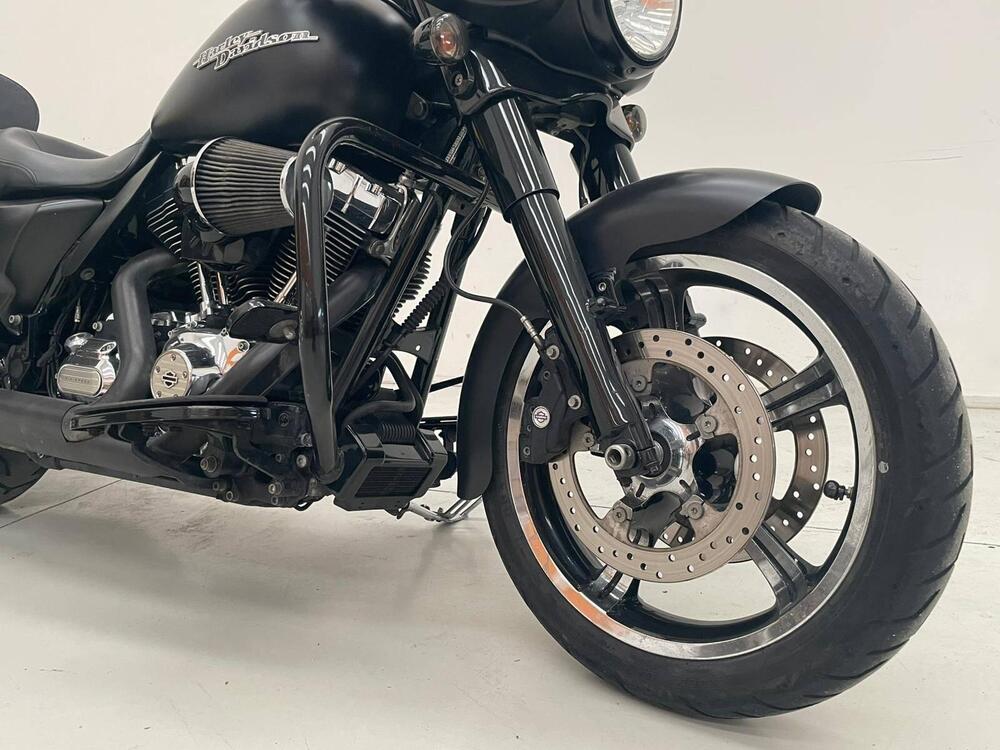 Harley-Davidson 1584 Street Glide (2008 - 10) - FLHX (6)