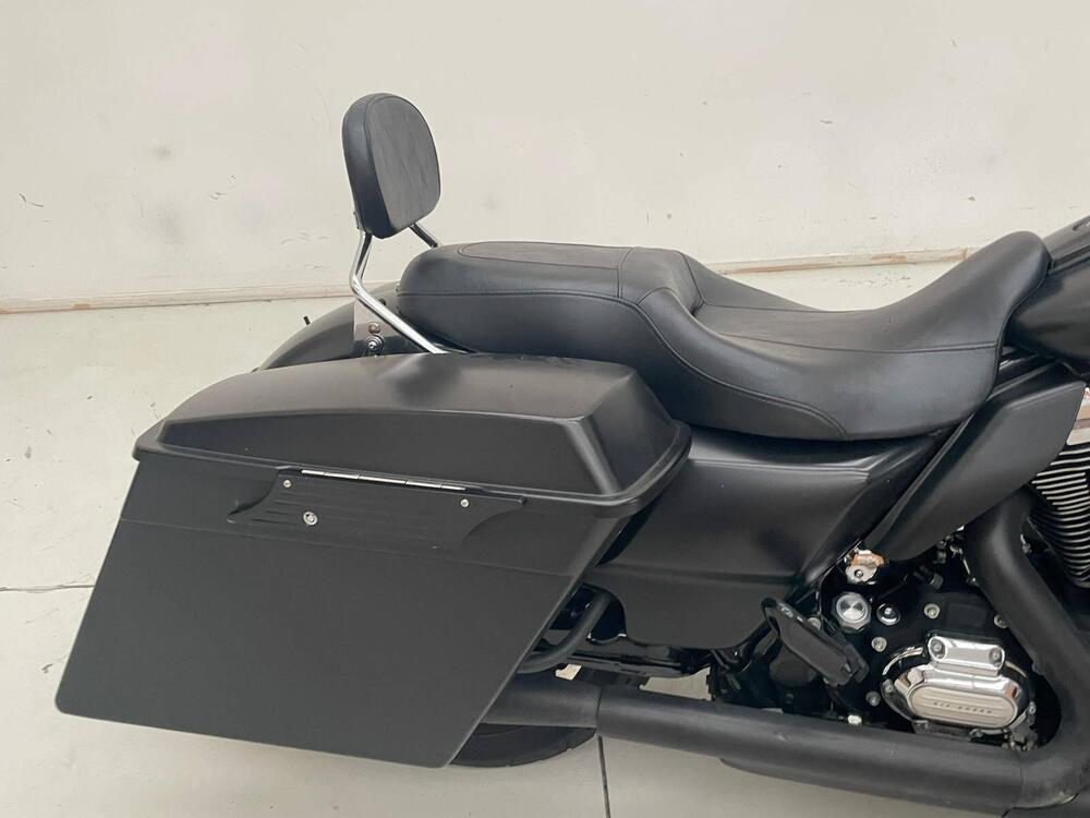 Harley-Davidson 1584 Street Glide (2008 - 10) - FLHX (8)