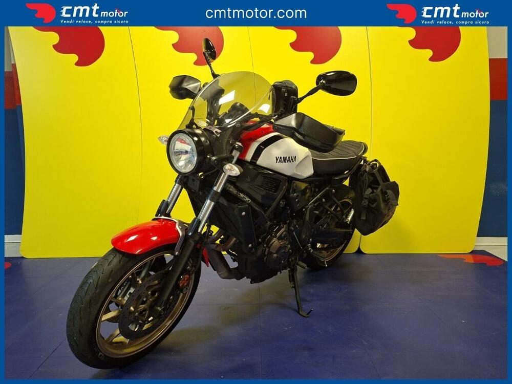 Yamaha XSR 700 (2021) (2)