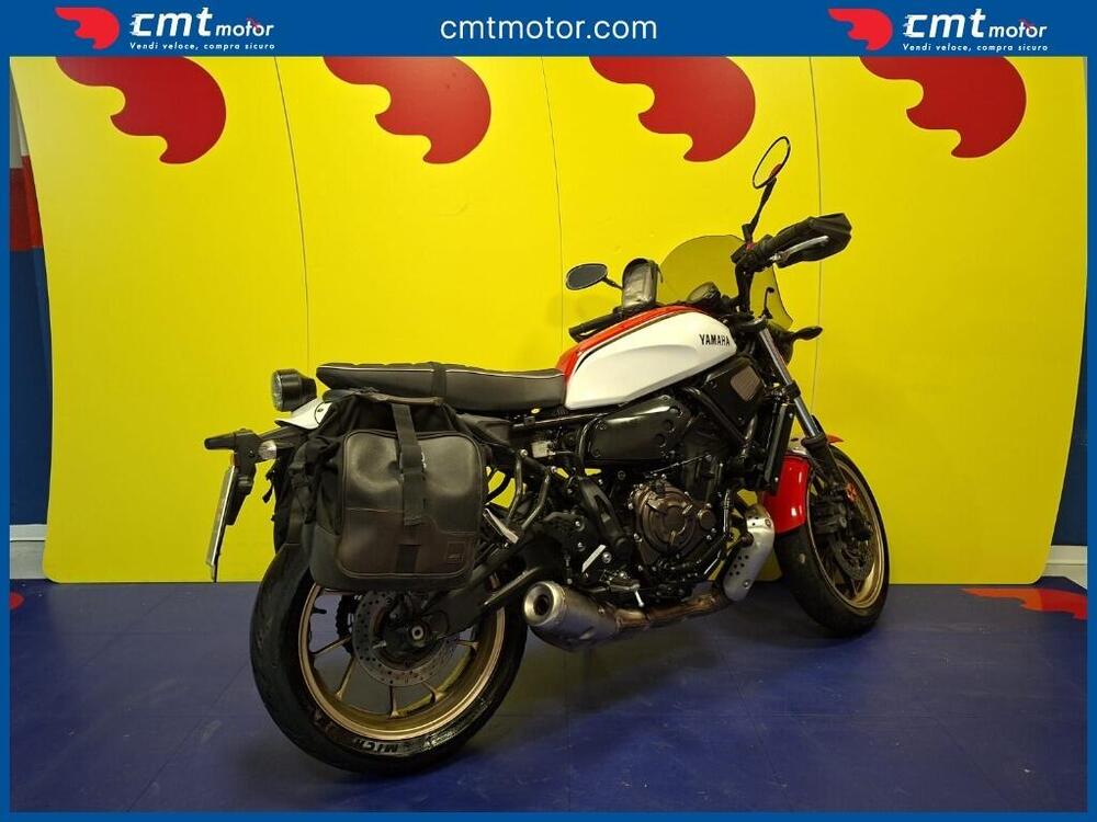 Yamaha XSR 700 (2021) (4)