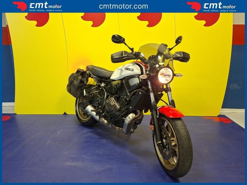 Yamaha XSR 700 (2021) (6)
