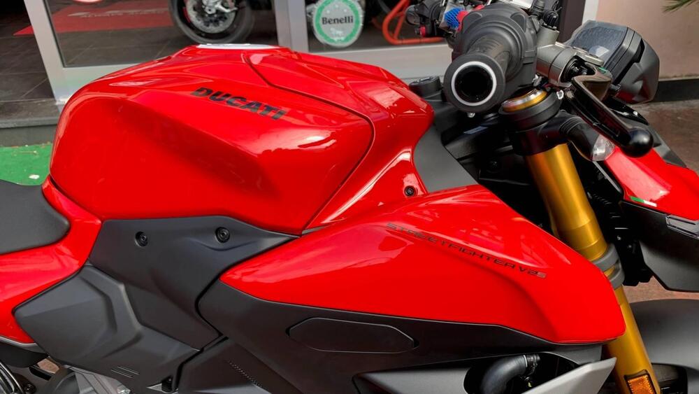 Ducati Streetfighter V2 S (2025 - 26) (3)