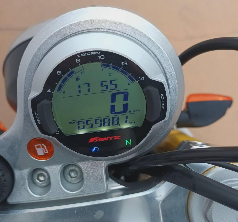 Fantic Motor Caballero 500 Scrambler Deluxe (2021 - 23) (2)