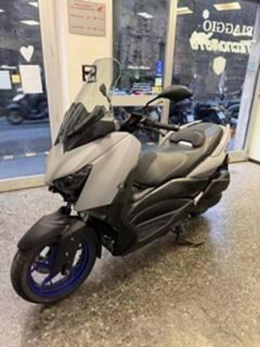 Yamaha X-Max 300 (2021 - 24) (6)