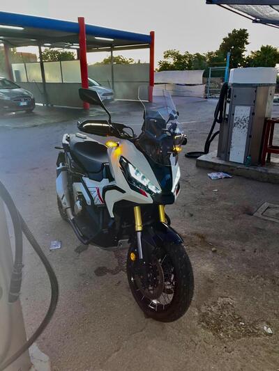Honda X-ADV 750 DCT (2021 - 24) usata