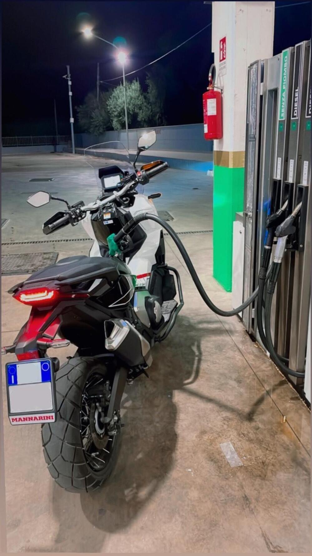 Honda X-ADV 750 DCT (2021 - 24) (3)