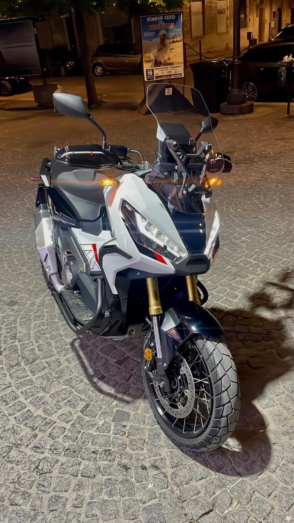 Honda X-ADV 750 DCT (2021 - 24) (5)