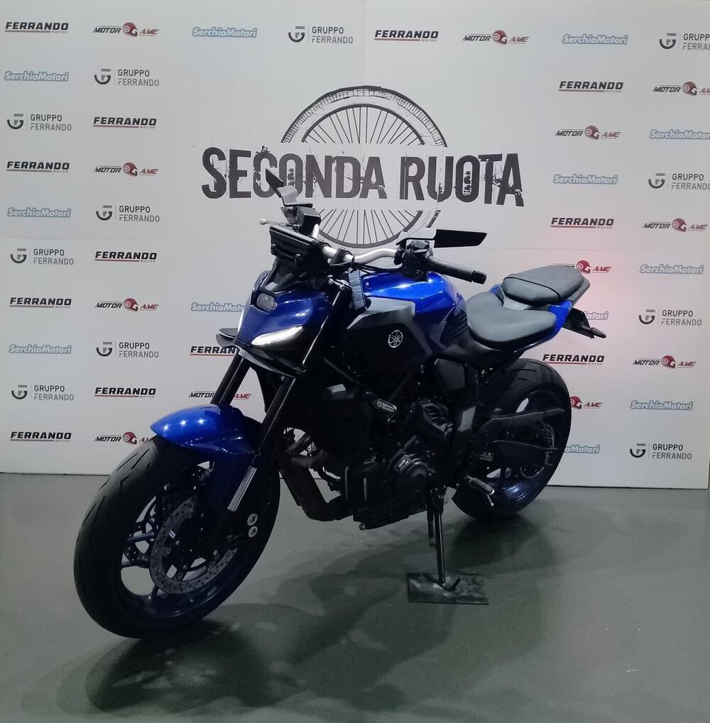 Yamaha MT-07 Y-AMT (2025 - 26) (4)