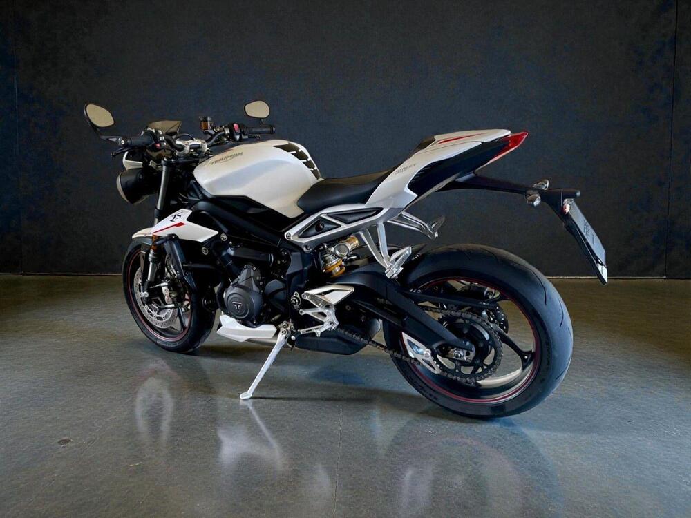Triumph Street Triple RS (2017 - 19) (3)
