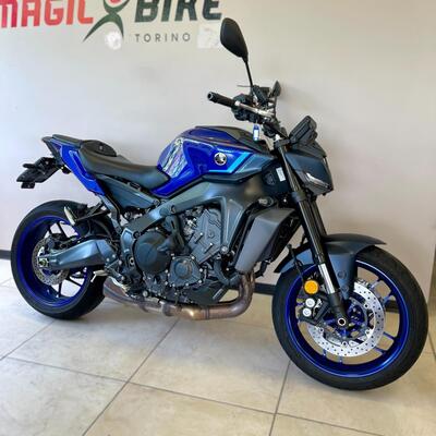 Yamaha MT-09 Y-AMT (2024 - 26) usata
