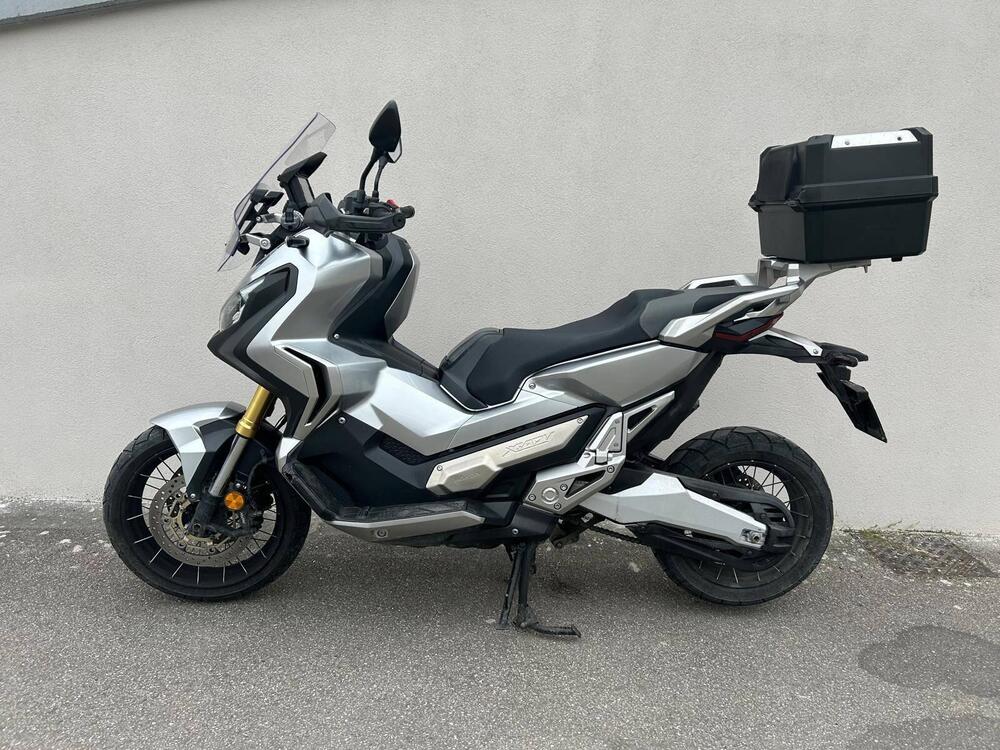 Honda X-ADV 750 Travel Edition (2017)