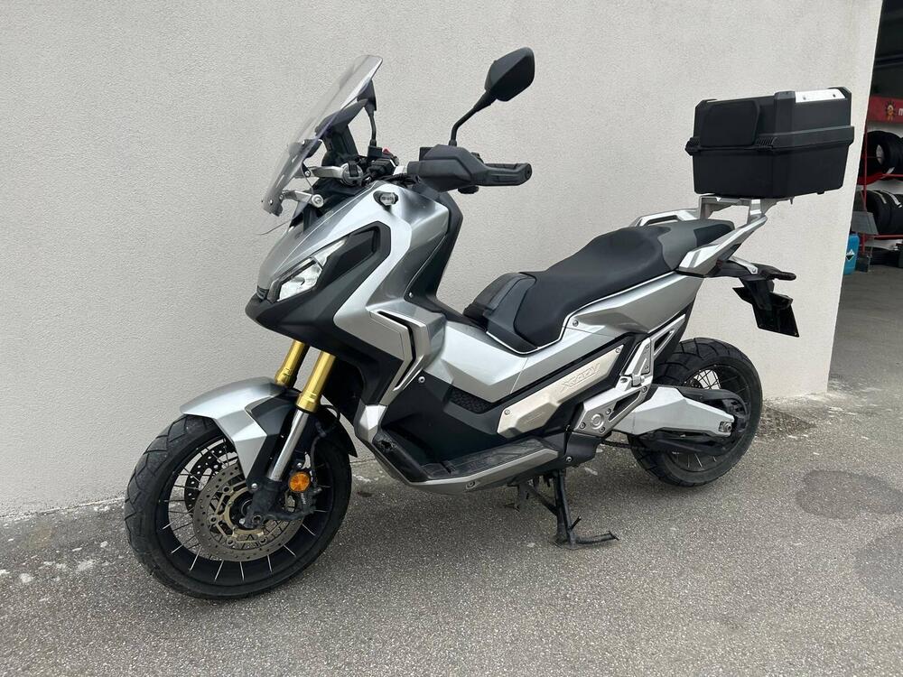 Honda X-ADV 750 Travel Edition (2017) (2)