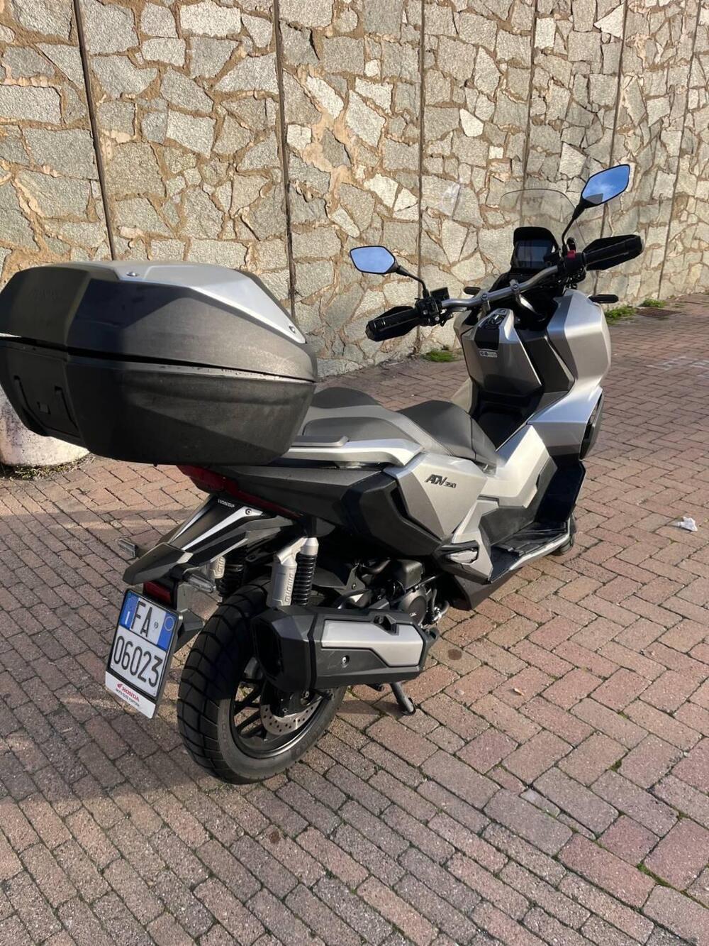 Honda ADV 350 (2022 - 24) (5)