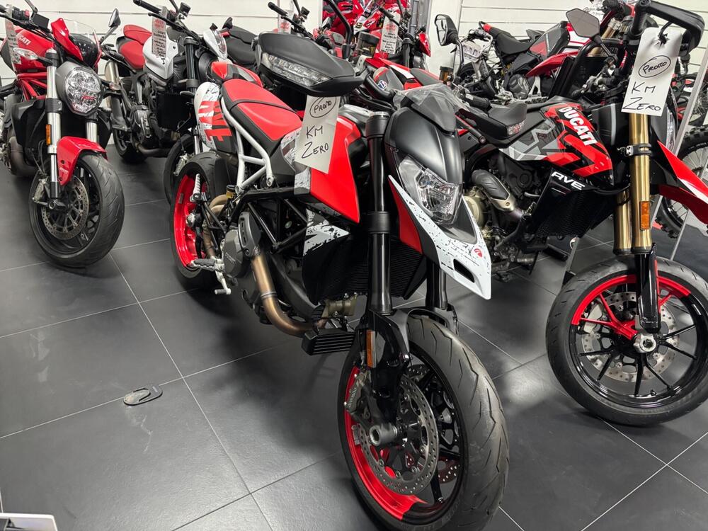 Ducati Hypermotard 950 RVE (2022 - 25) (2)