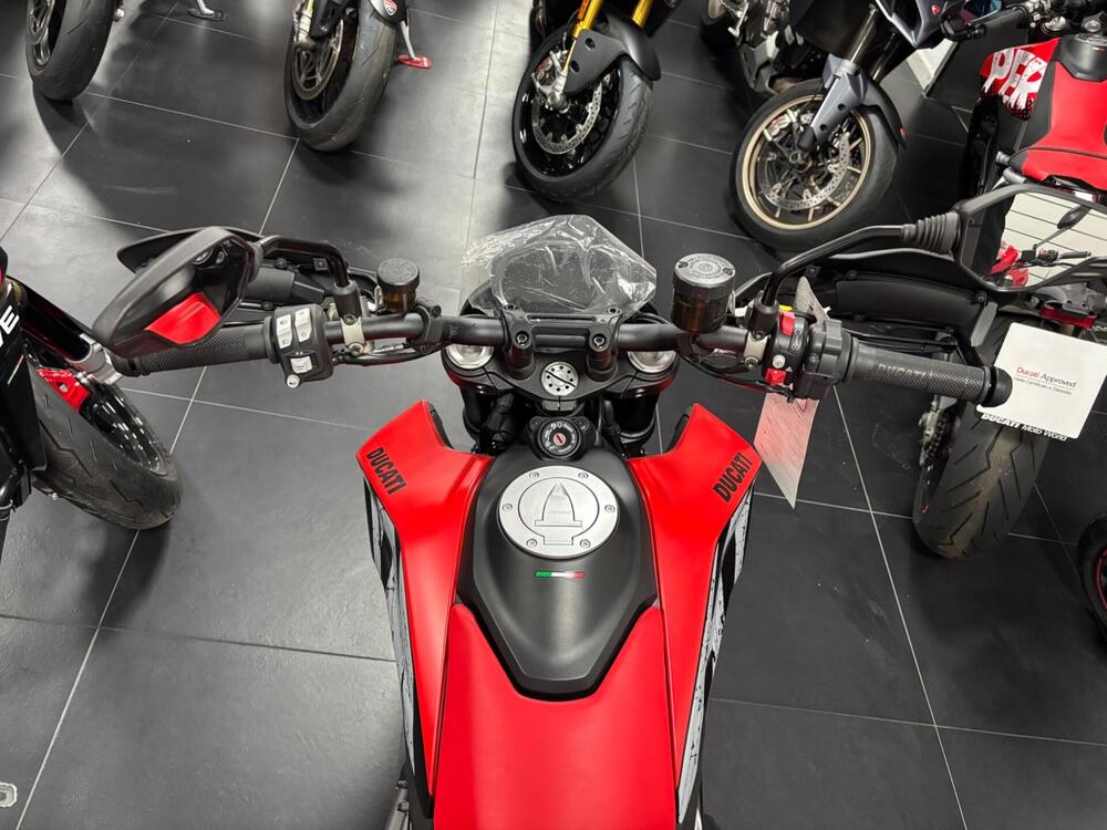 Ducati Hypermotard 950 RVE (2022 - 25) (10)