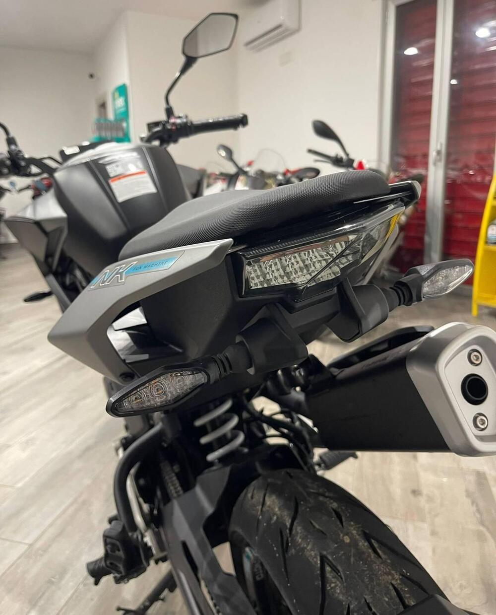 CFMOTO 125NK (2025 - 26) (12)