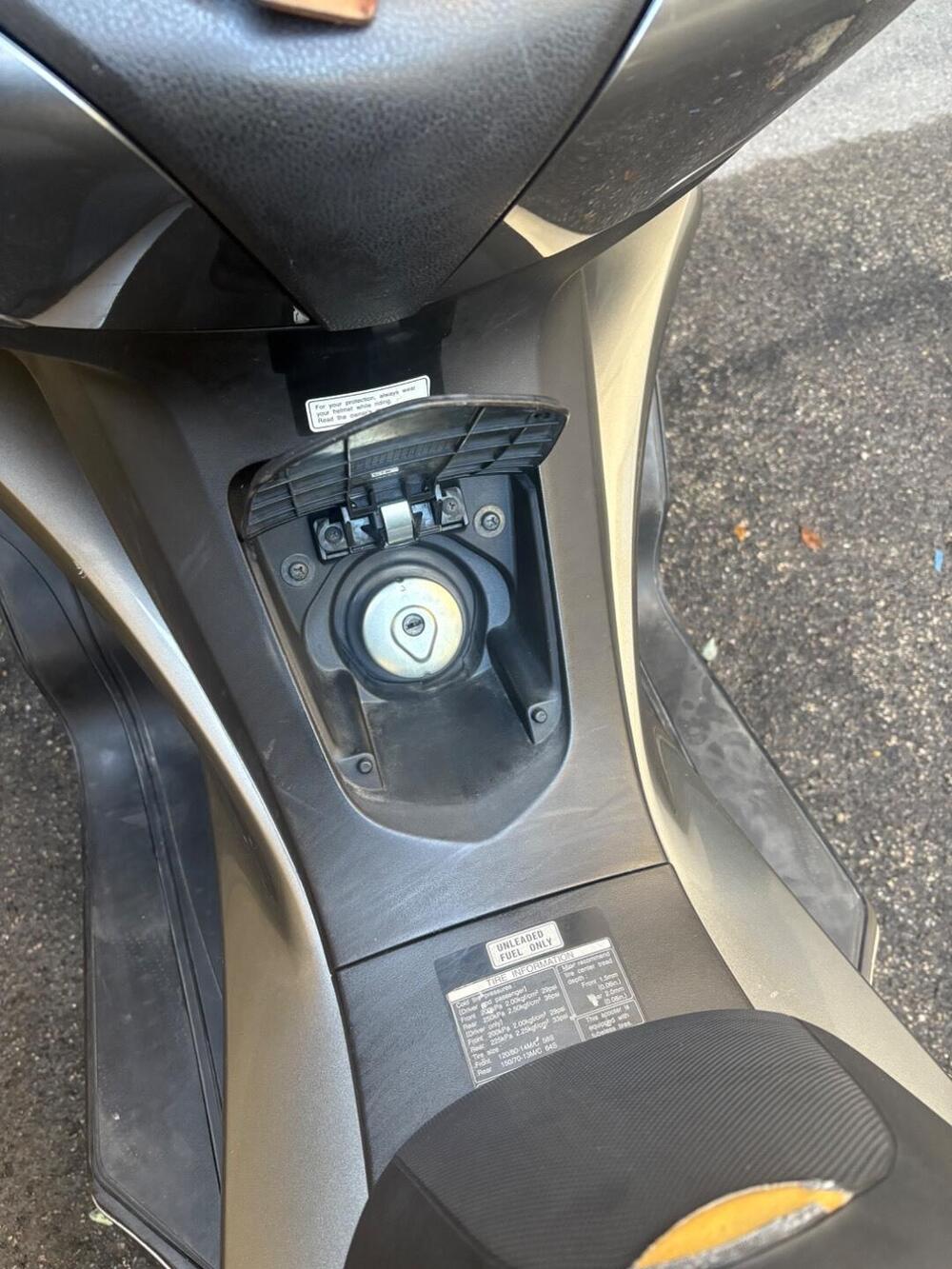 Honda SW-T 400 ABS (2008 - 16) (10)