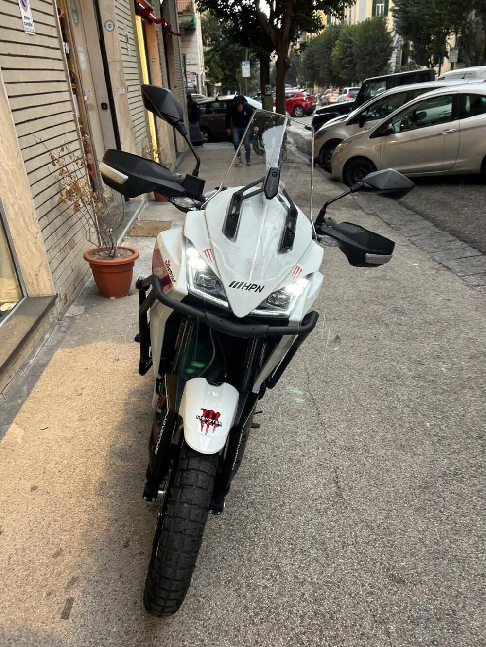 Moto Morini X-Cape 650 (2021 - 26) (6)